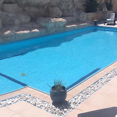 Velver Mansion, Malta - Luxury Villa With Pool Нашшар Экстерьер фото