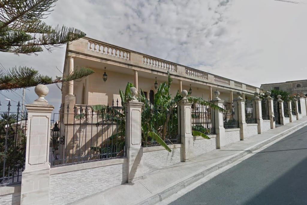 Velver Mansion, Malta - Luxury Villa With Pool Нашшар Экстерьер фото